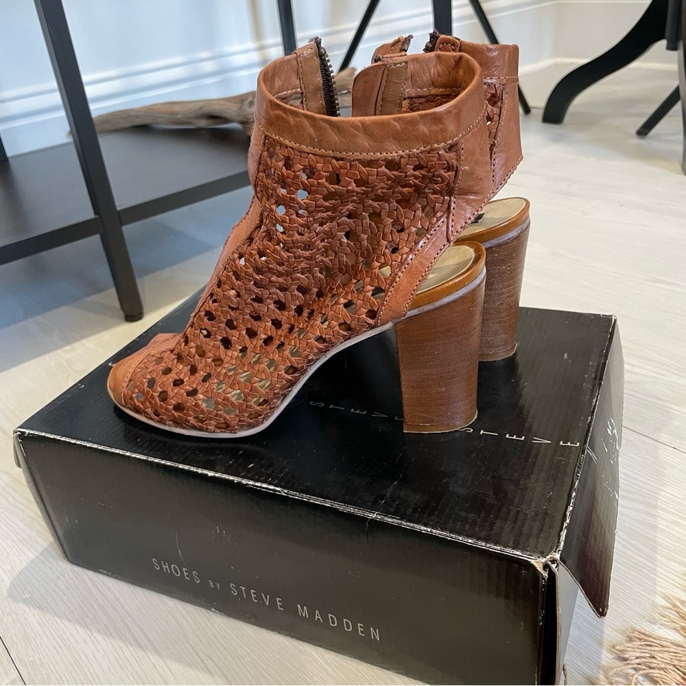 Steven brown woven sandals